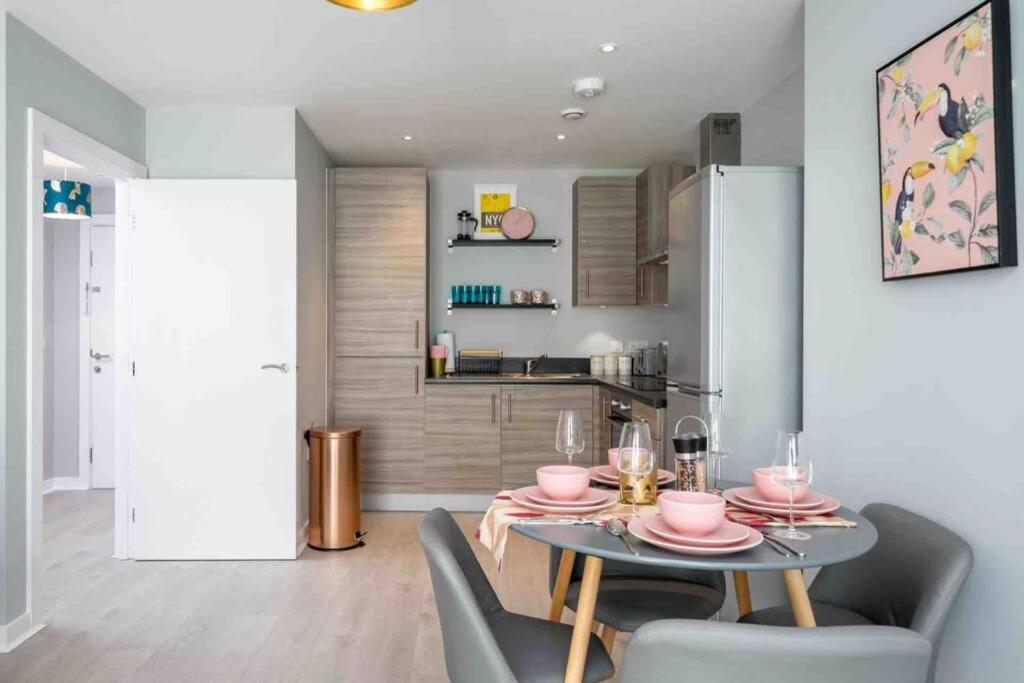 Kew Gardens Retreat Apartman Kültér fotó